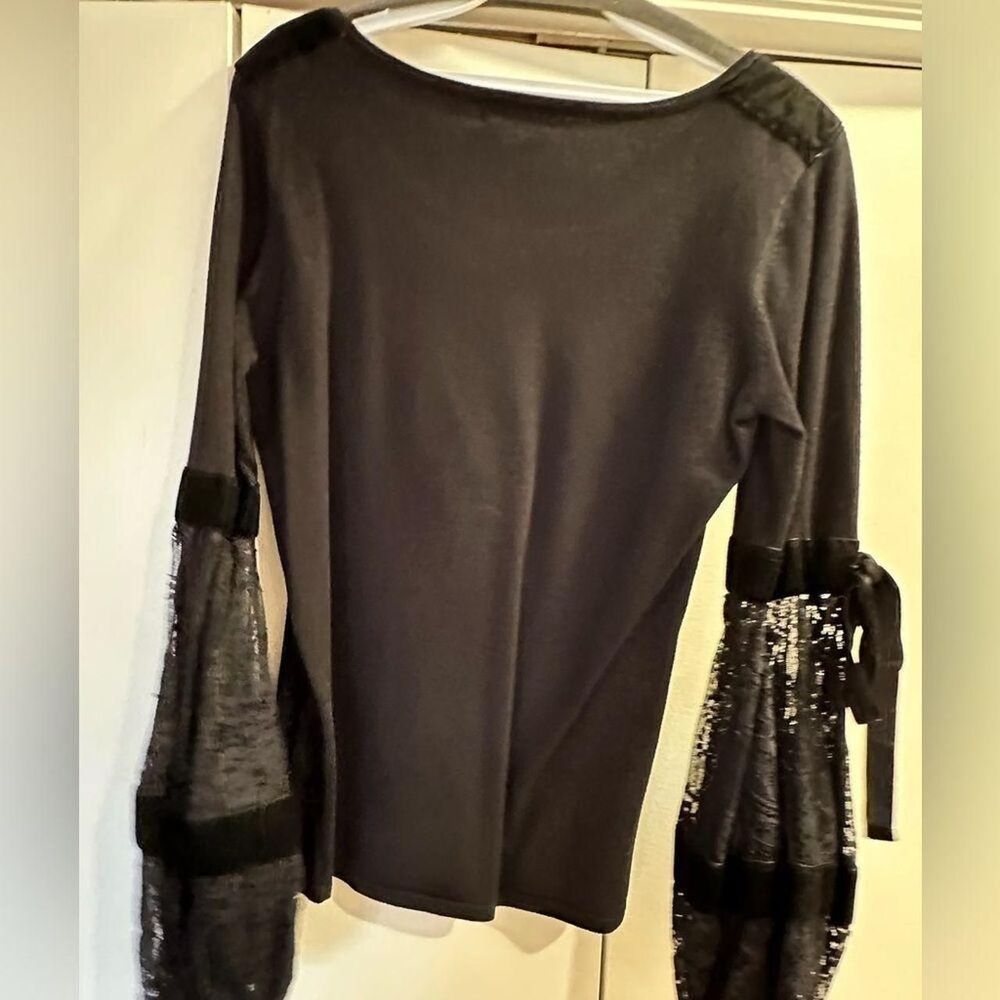 Unbranded Women's Black Blouse - Picture 2 of 2
